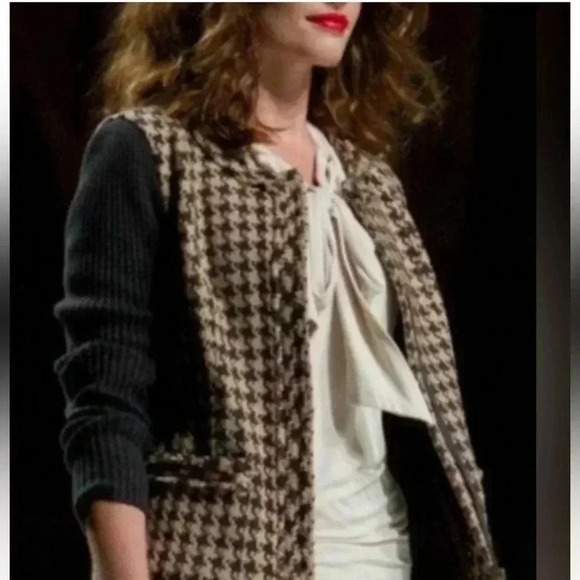 CAbi women's houndstooth tweed zip front cropped jacket
Sz 4 - Picture 2 of 16